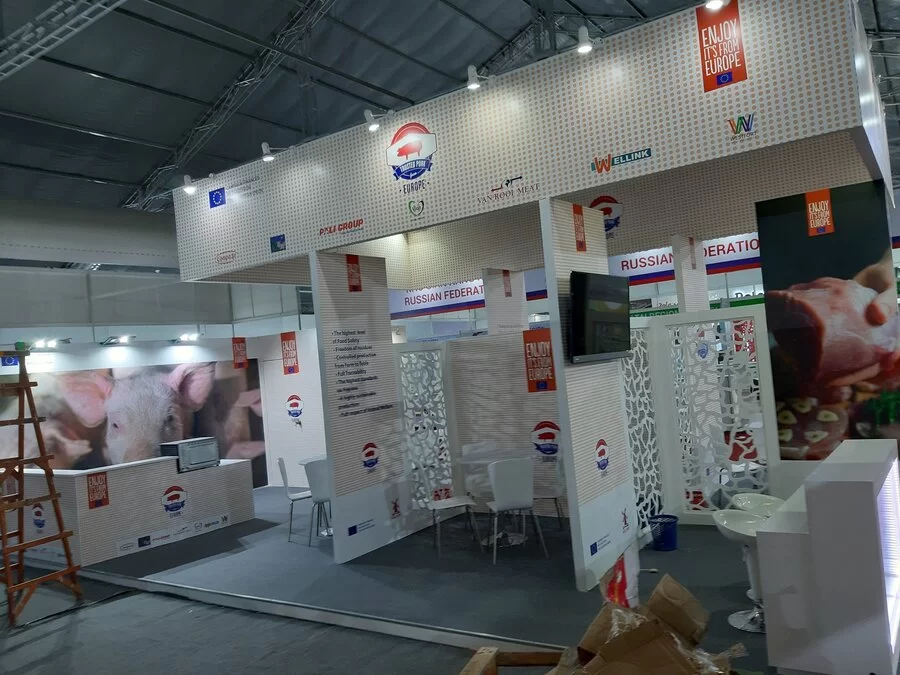 Designing and Constructing Holland booth at Food Hotel Expo