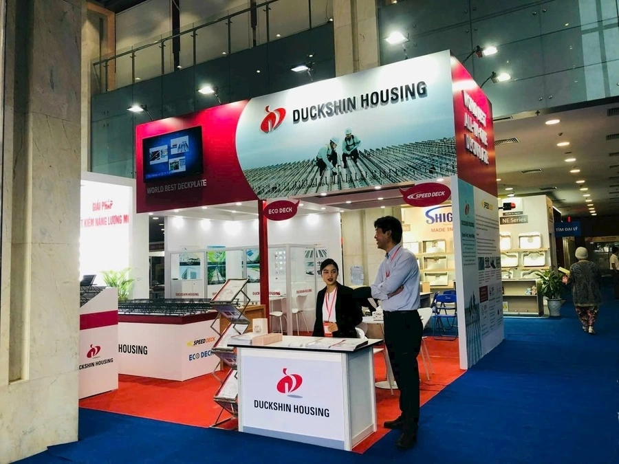 Designing and Constructing Duskin booth at VietBuild Hanoi 2023