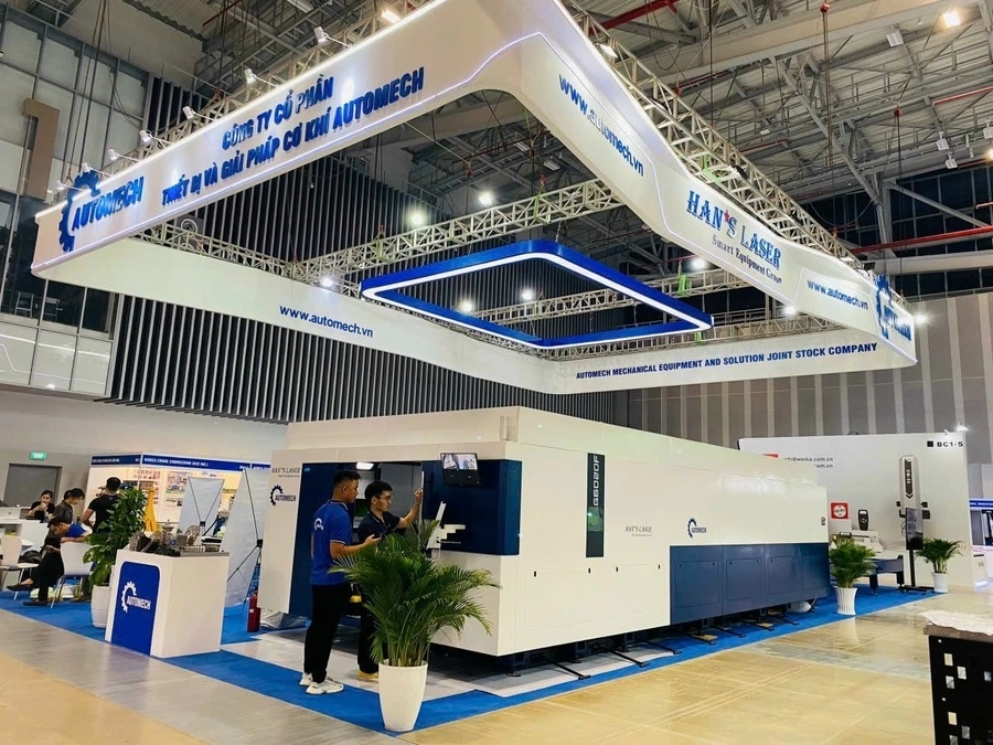 Designing and Constructing Automech Booth at MTA HCM 2023