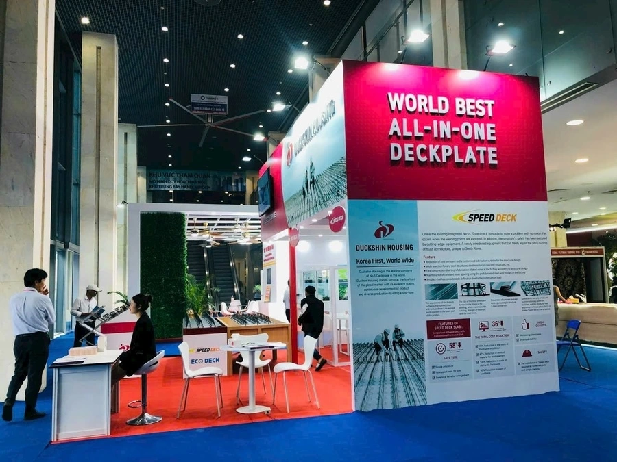  Designing and Constructing Duskin booth at VietBuild Hanoi 2023