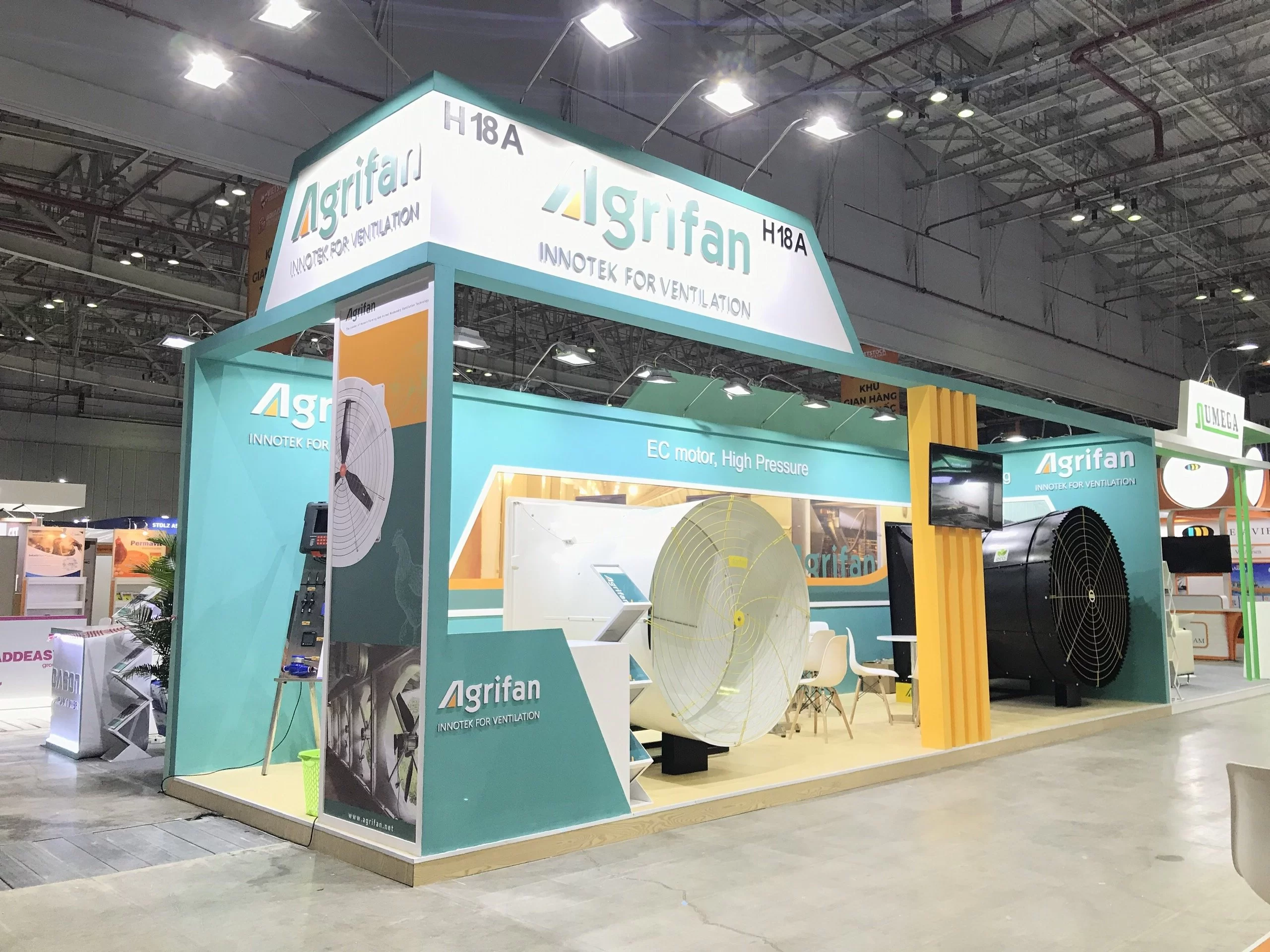  Designing and Constructing Agrifan booth at Vietstock 2023